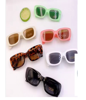 kids square sunglasses